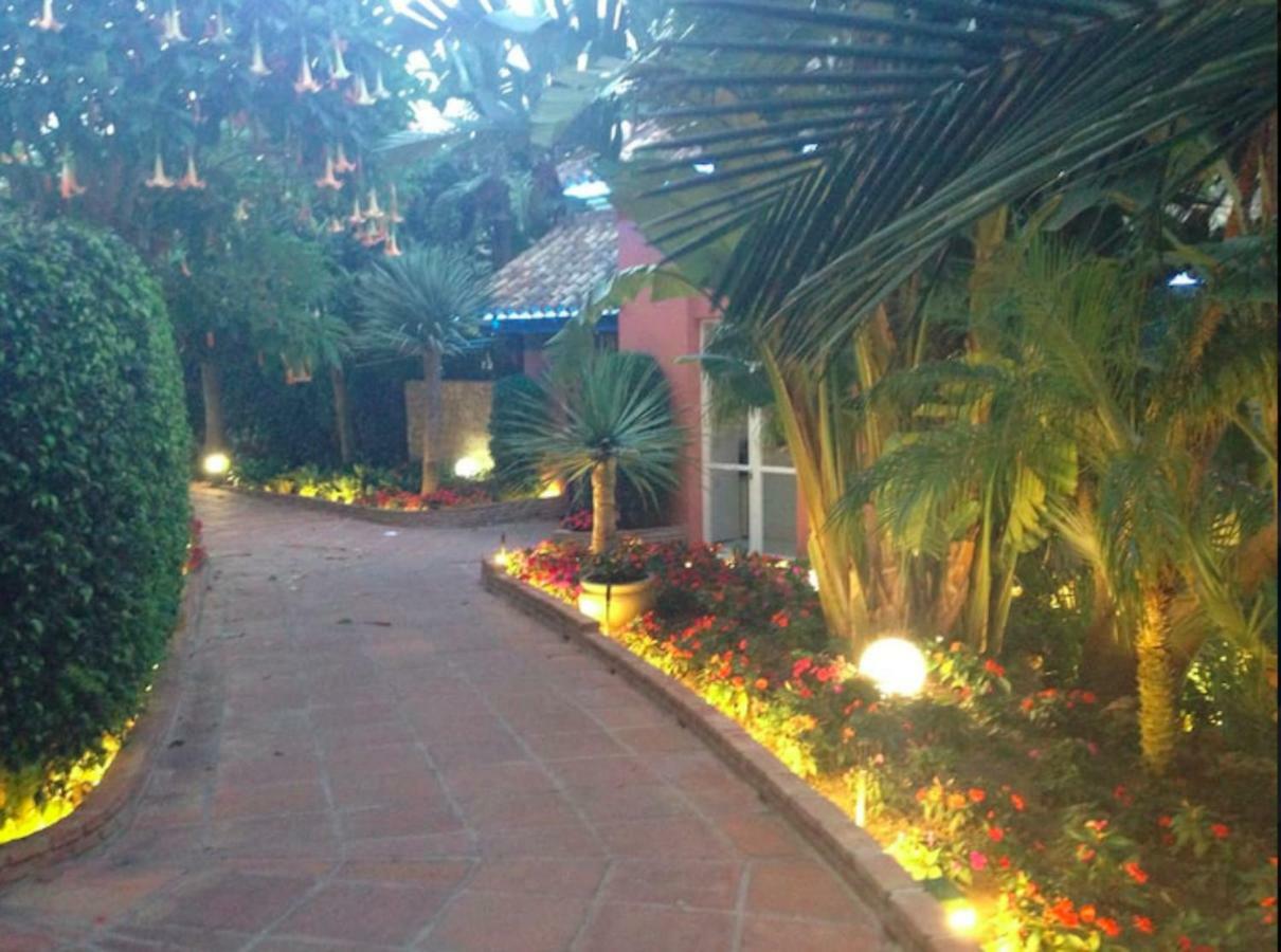 Puerto Banus With Private Garden Apartment Marbella Bagian luar foto